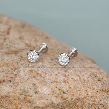 Sterling Silver 4Mm round Moissanite Bezel 16G Flat Back Labret Earrings