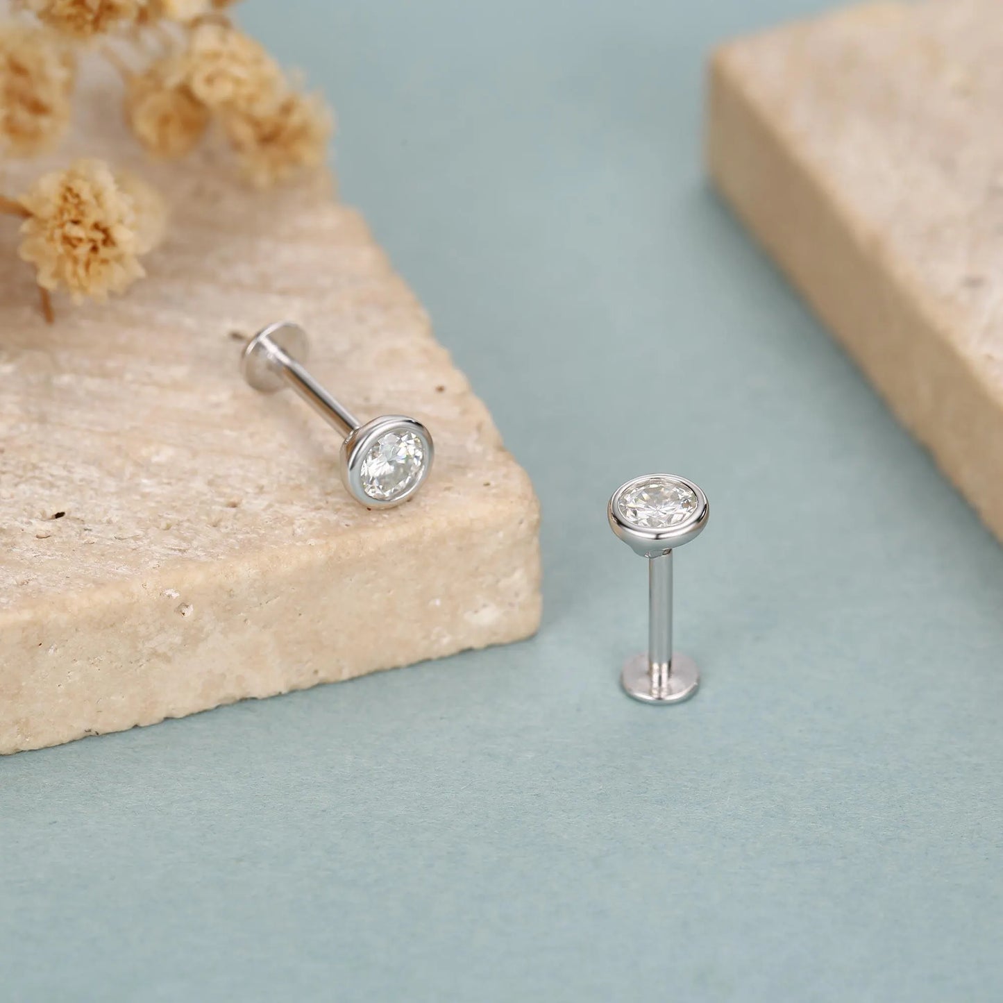 Sterling Silver 4Mm round Moissanite Bezel 16G Flat Back Labret Earrings