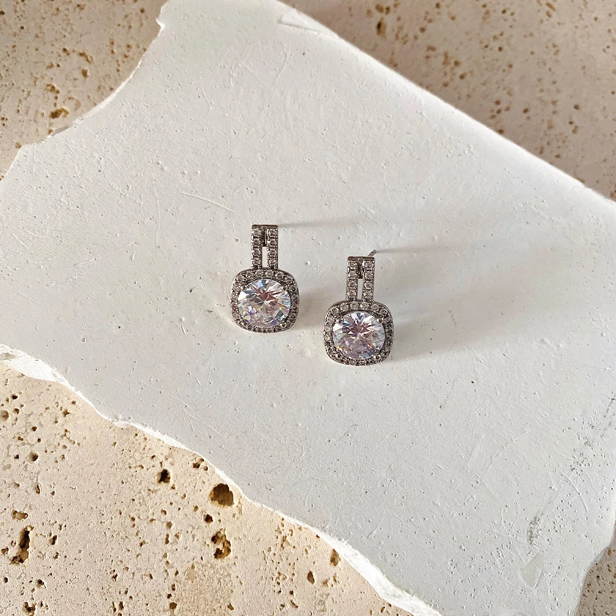 Lxalry Rhodium Moissanite Halo Earrings – Hypoallergenic, 70-Point Prism Glow, Luxury Gift for Weddings & Daily Wear